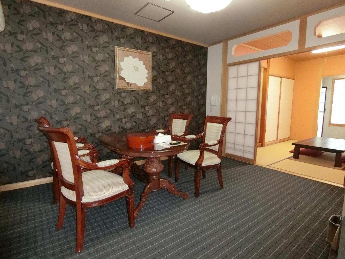 Yurakuan Miyazaki Hotel Exterior photo